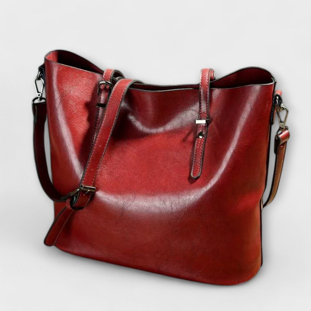 Paige | Women’s Classic Exclusive Shoulder Bag