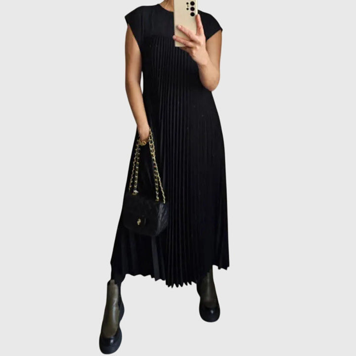 Clara | Flattering Dress with Timeless Style